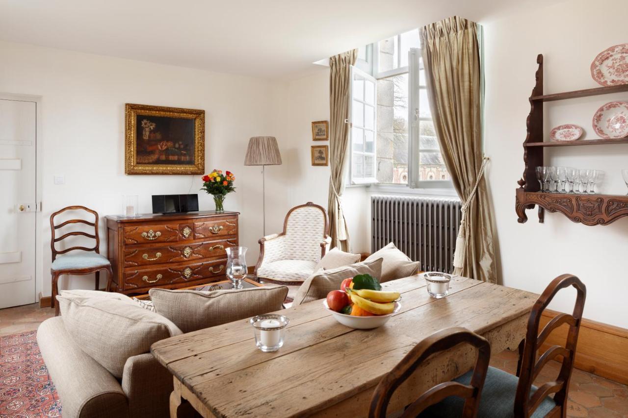 Ferienwohnung Le Domaine De Fleury - Pierres D'Histoire Exterior foto