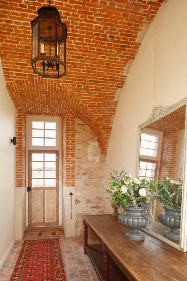 Ferienwohnung Le Domaine De Fleury - Pierres D'Histoire Exterior foto
